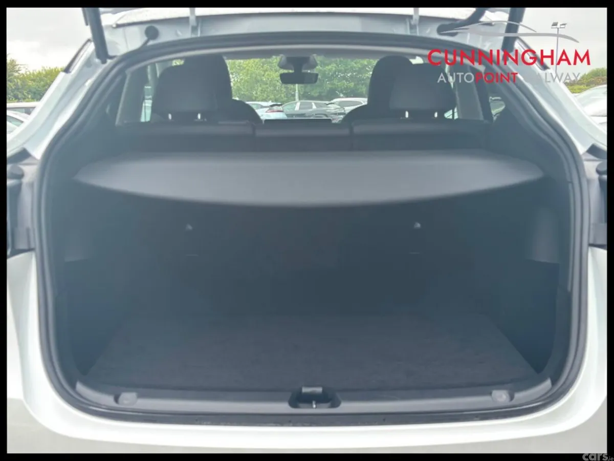 Tesla Model Y MPV, Electric, 2024, White