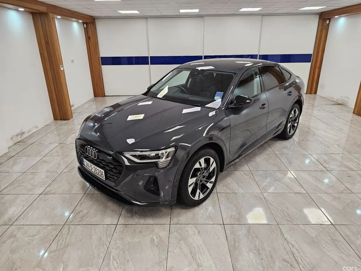 Audi Q8 e-tron Hatchback, Electric, 2024, Grey