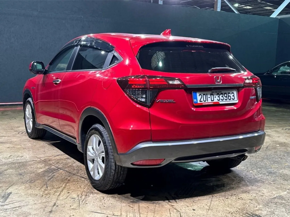 Honda Vezel SUV, Petrol Hybrid, 2020, Red
