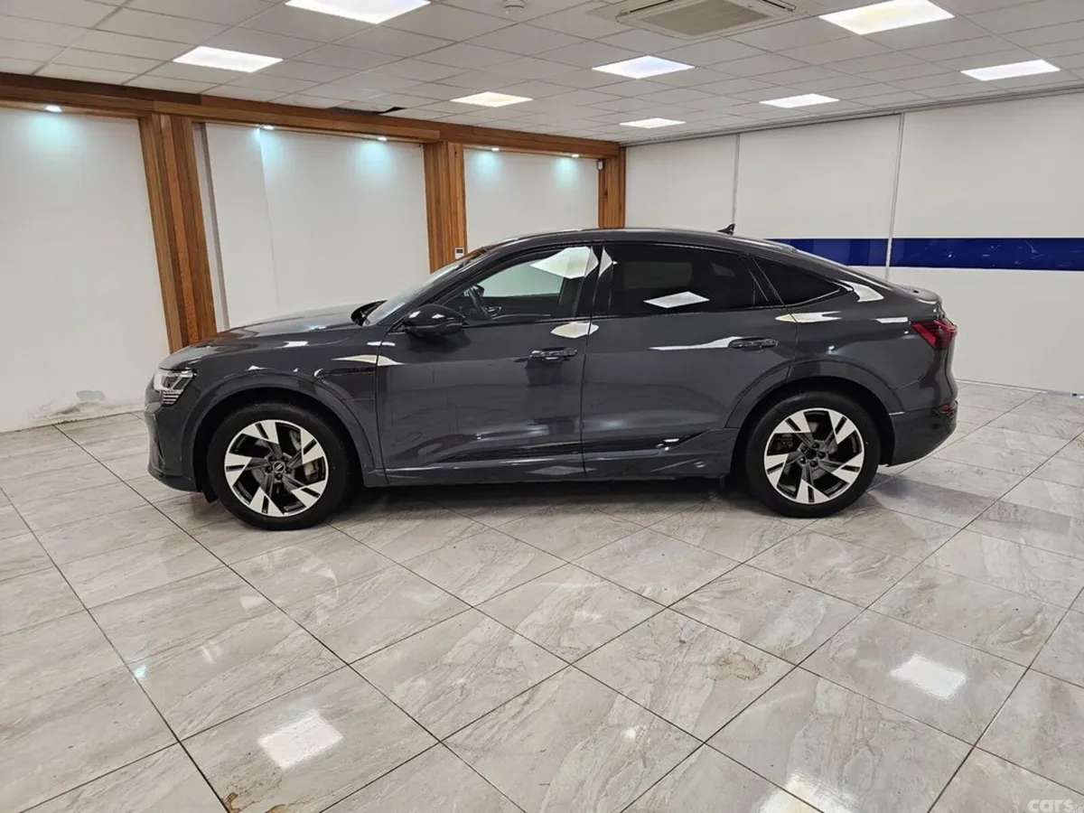 Audi Q8 e-tron Hatchback, Electric, 2024, Grey