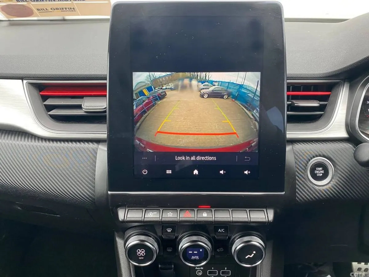 Renault Captur Hatchback, Petrol, 2023, Red