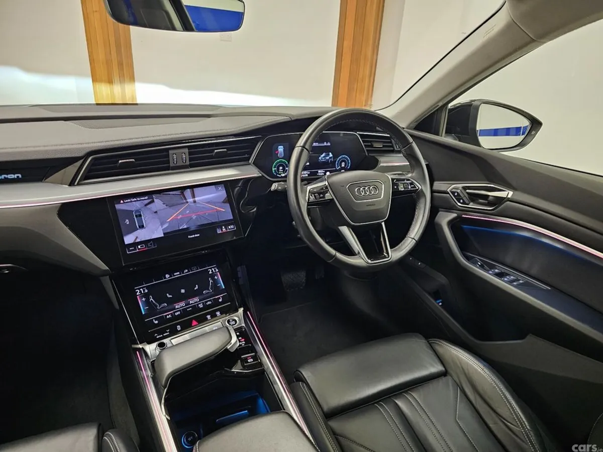 Audi Q8 e-tron Hatchback, Electric, 2024, Grey