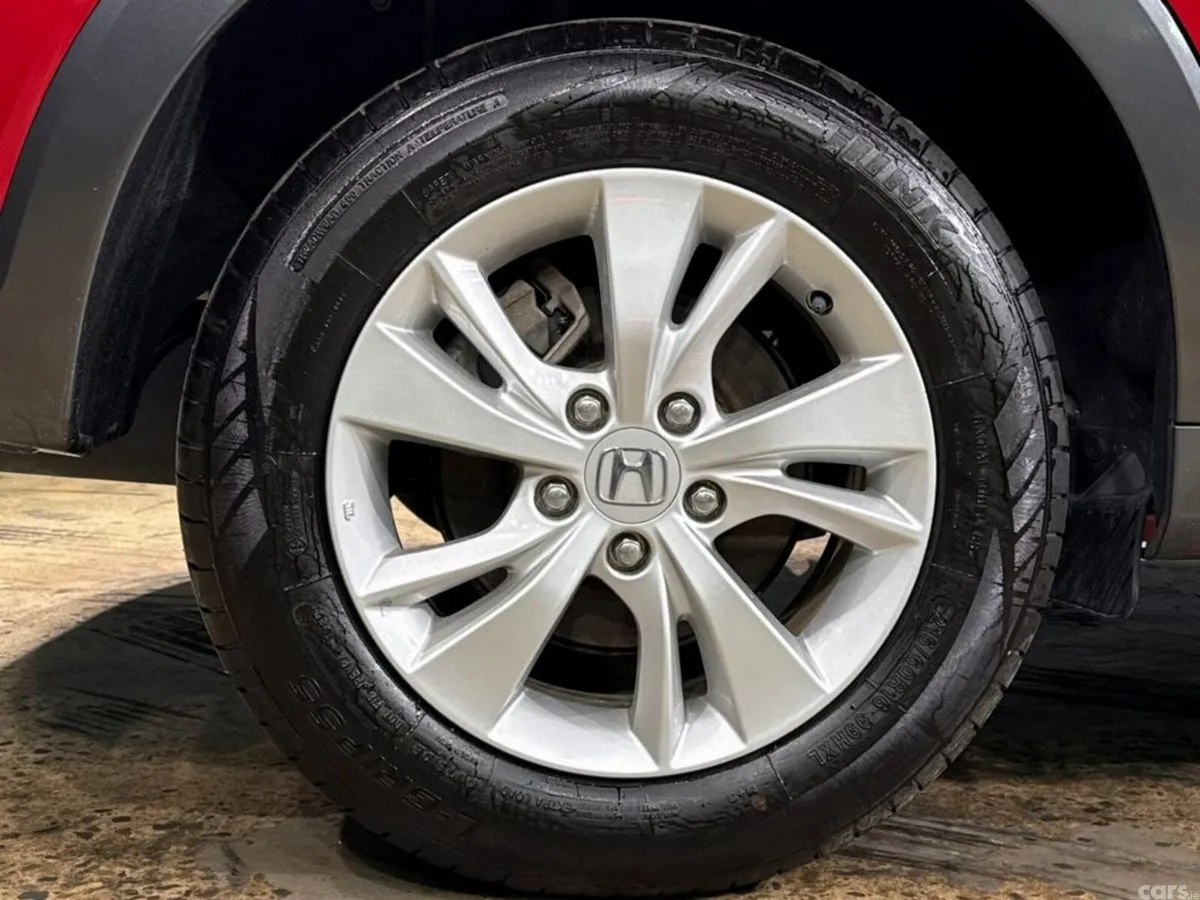 Honda Vezel SUV, Petrol Hybrid, 2020, Red