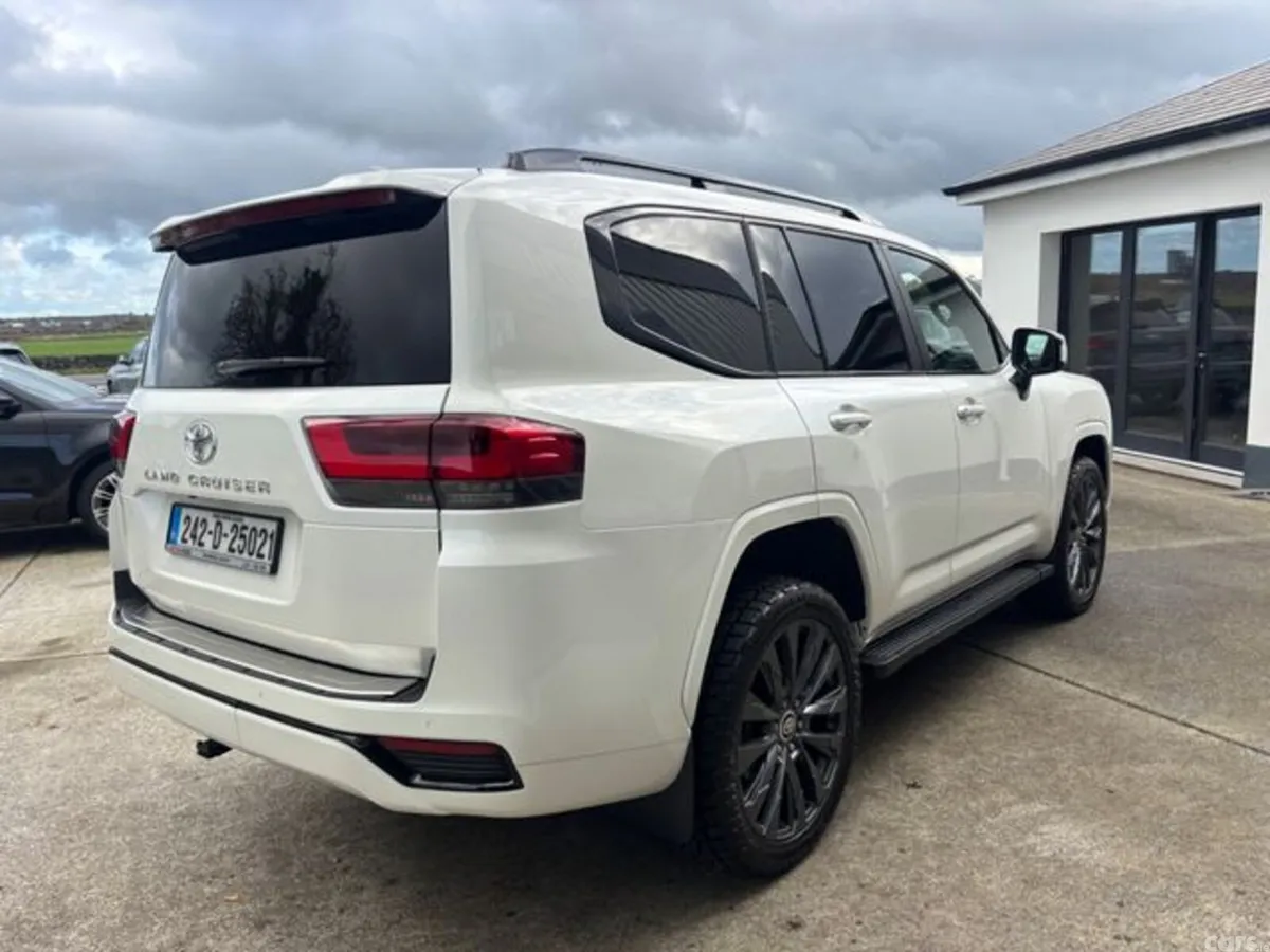 Toyota Land Cruiser SUV, Diesel, 2024, White