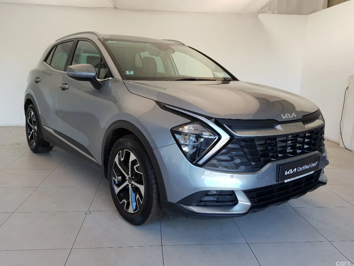 Kia Sportage MPV, Diesel, 2022, Grey