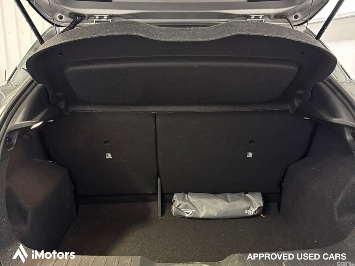Nissan Juke SUV, Petrol, 2024, Grey