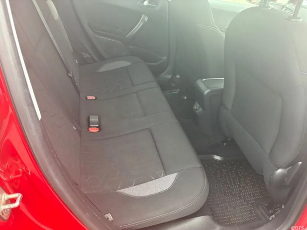 Peugeot 2008 SUV, Diesel, 2018, Red