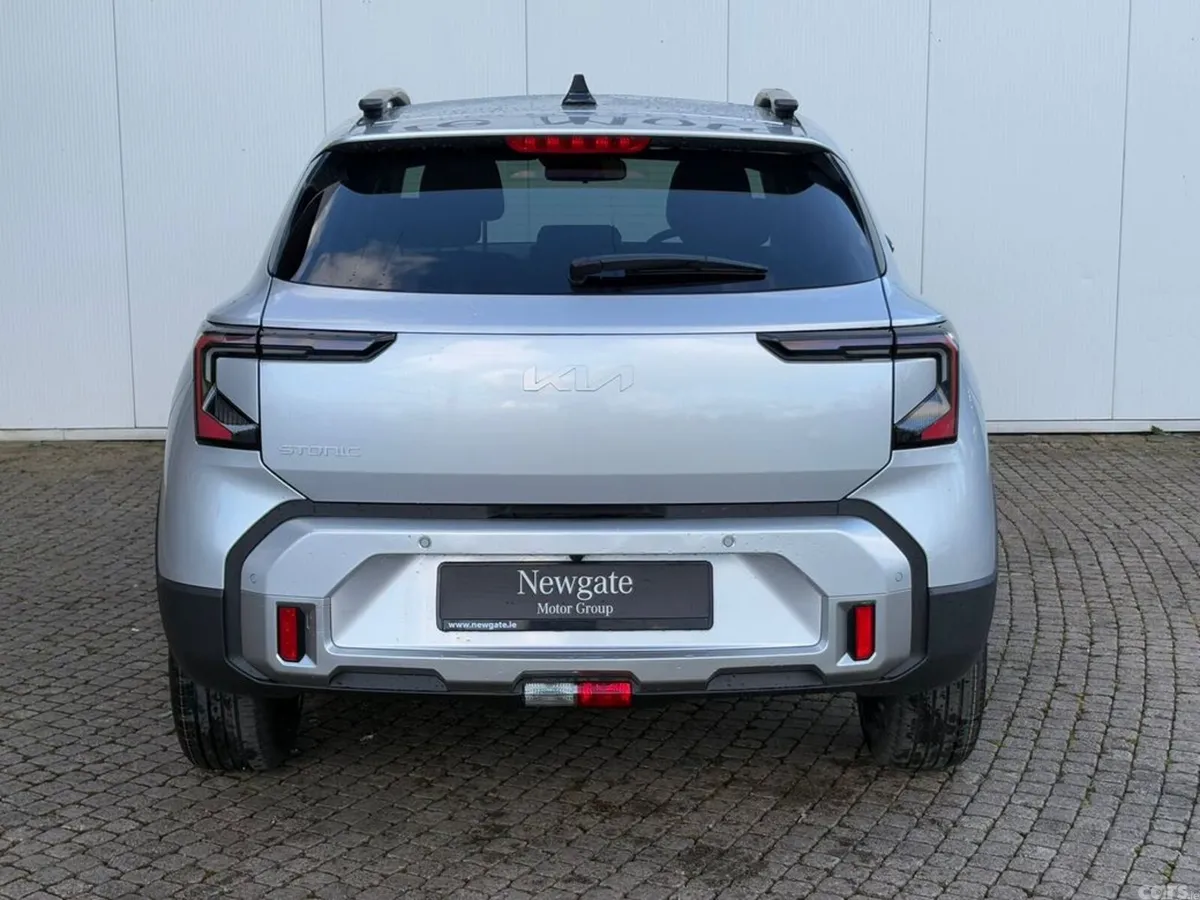 Kia Stonic Hatchback, Petrol, 2027, Silver