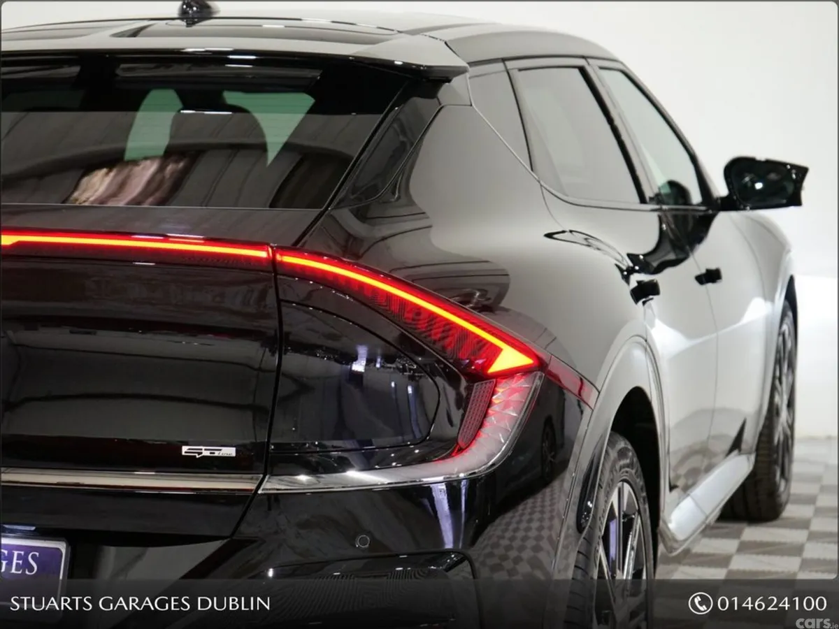 Kia EV6 SUV, Electric, 2027, Black