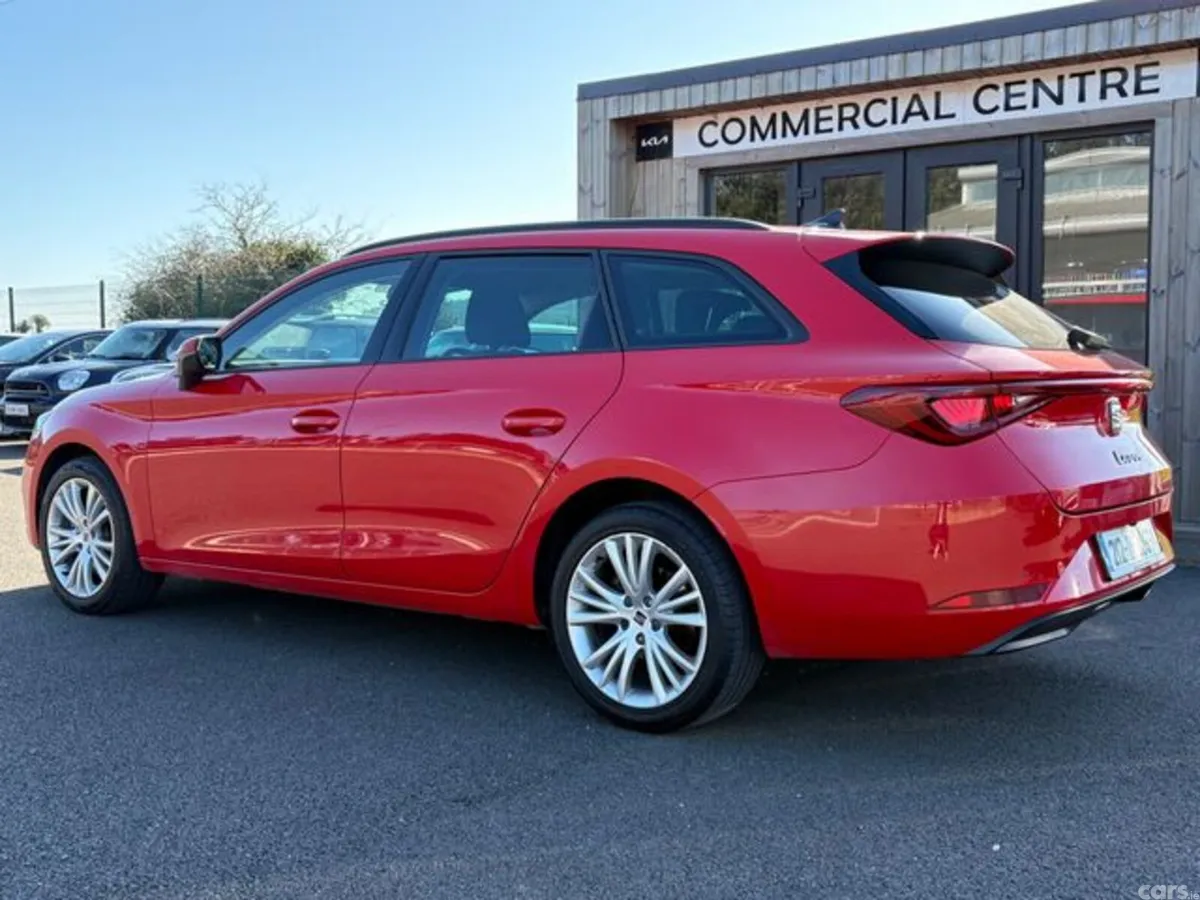 SEAT Leon Estate, Diesel, 2021, Red