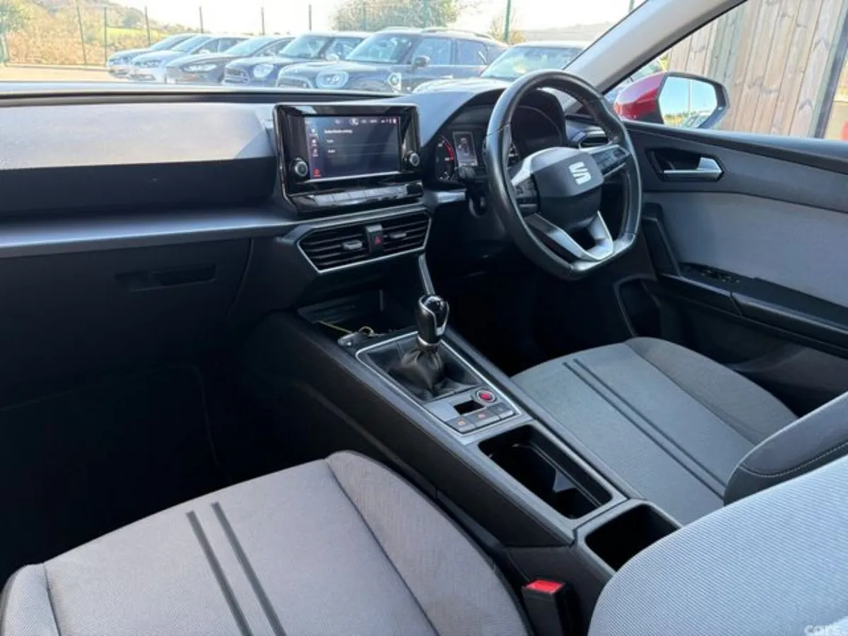 SEAT Leon Estate, Diesel, 2021, Red
