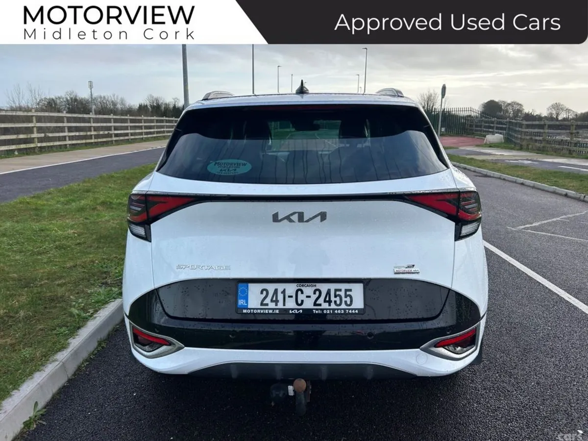 Kia Sportage SUV, Diesel Hybrid, 2024, White