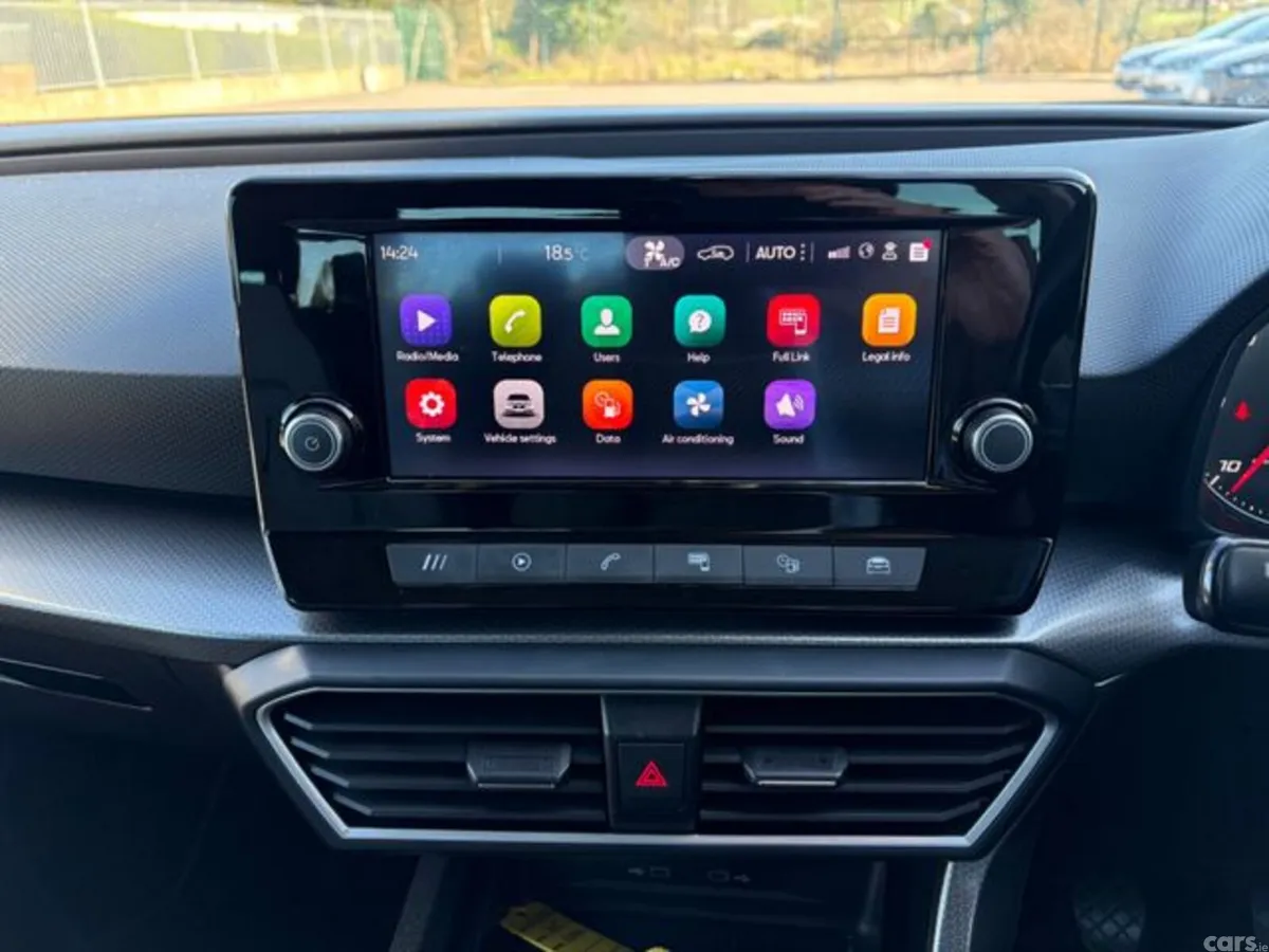 SEAT Leon Estate, Diesel, 2021, Red