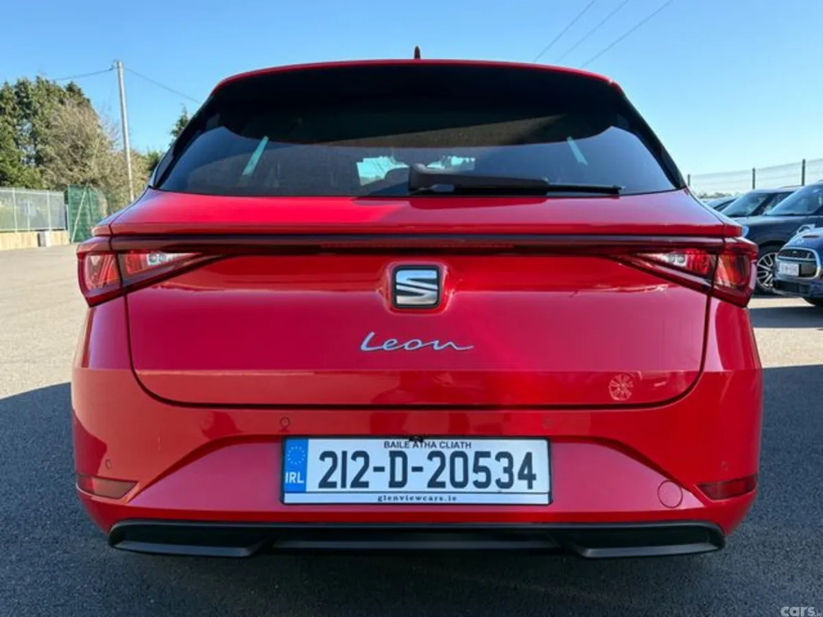 SEAT Leon Estate, Diesel, 2021, Red