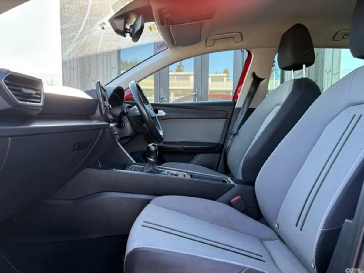 SEAT Leon Estate, Diesel, 2021, Red
