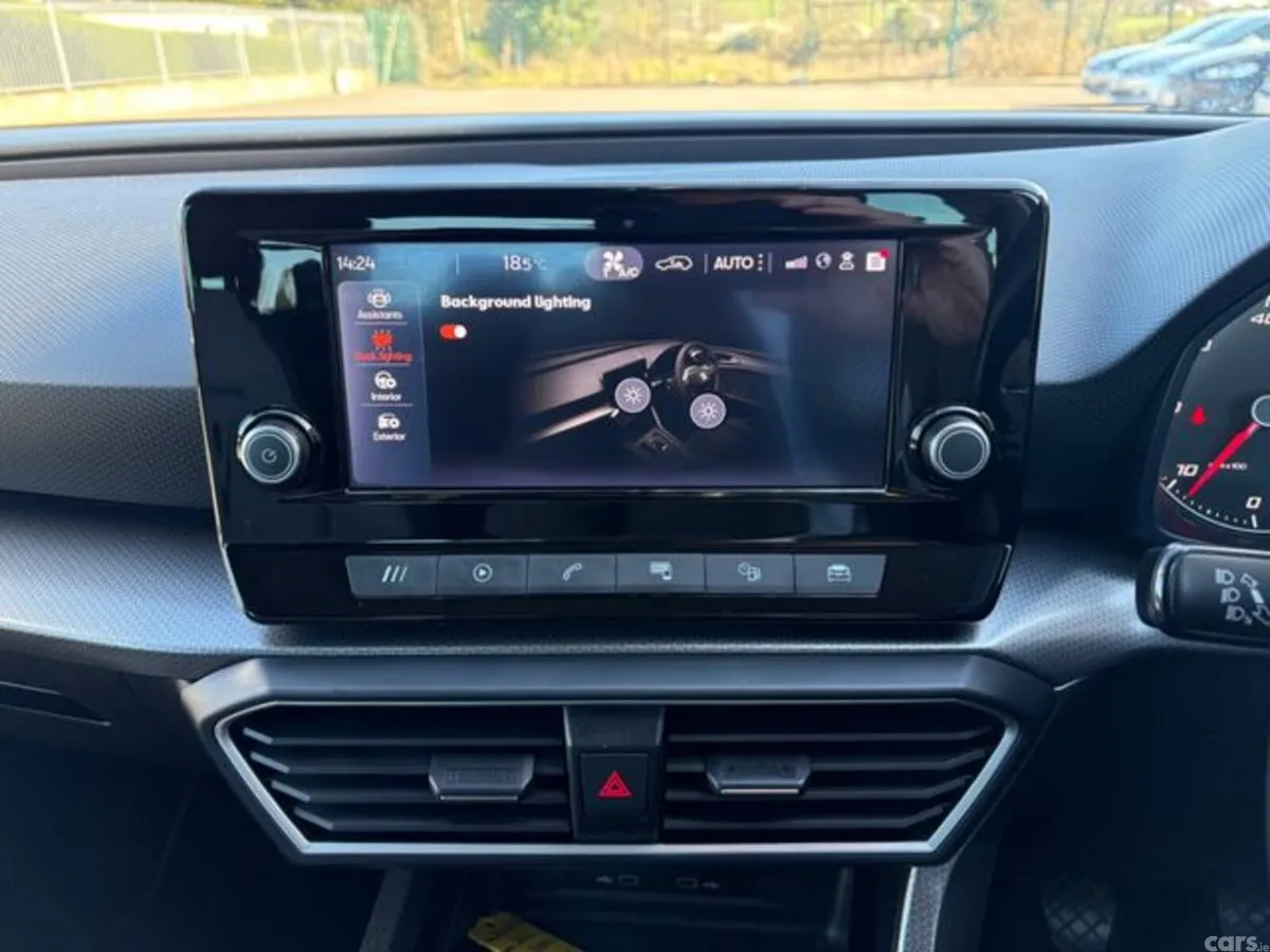 SEAT Leon Estate, Diesel, 2021, Red