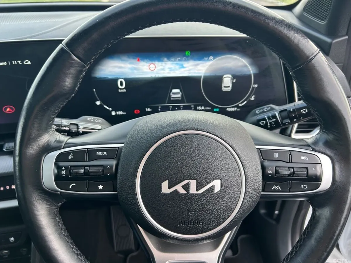 Kia Sportage SUV, Diesel Hybrid, 2024, White