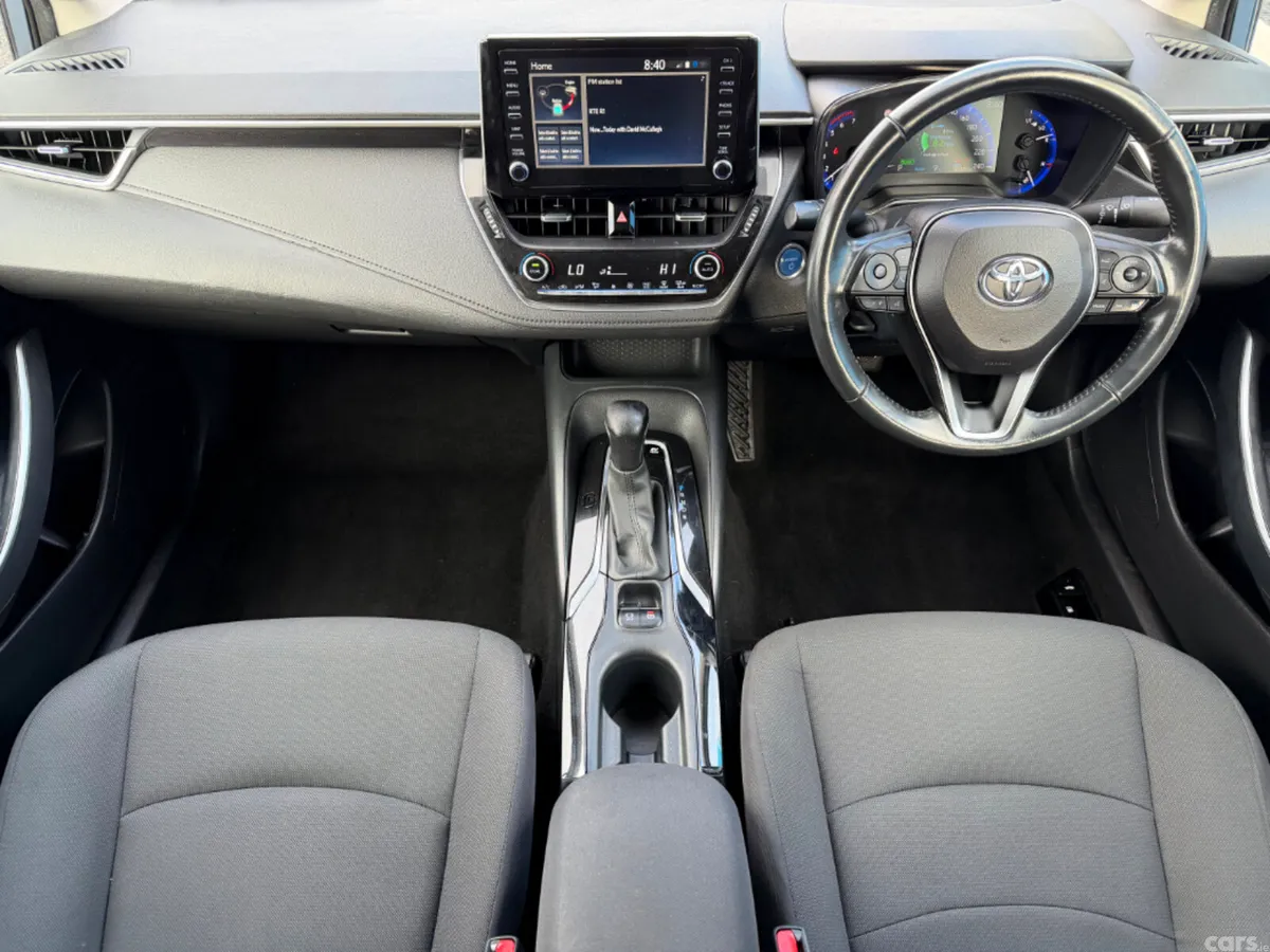 Toyota Corolla Saloon, Petrol Hybrid, 2022, Grey