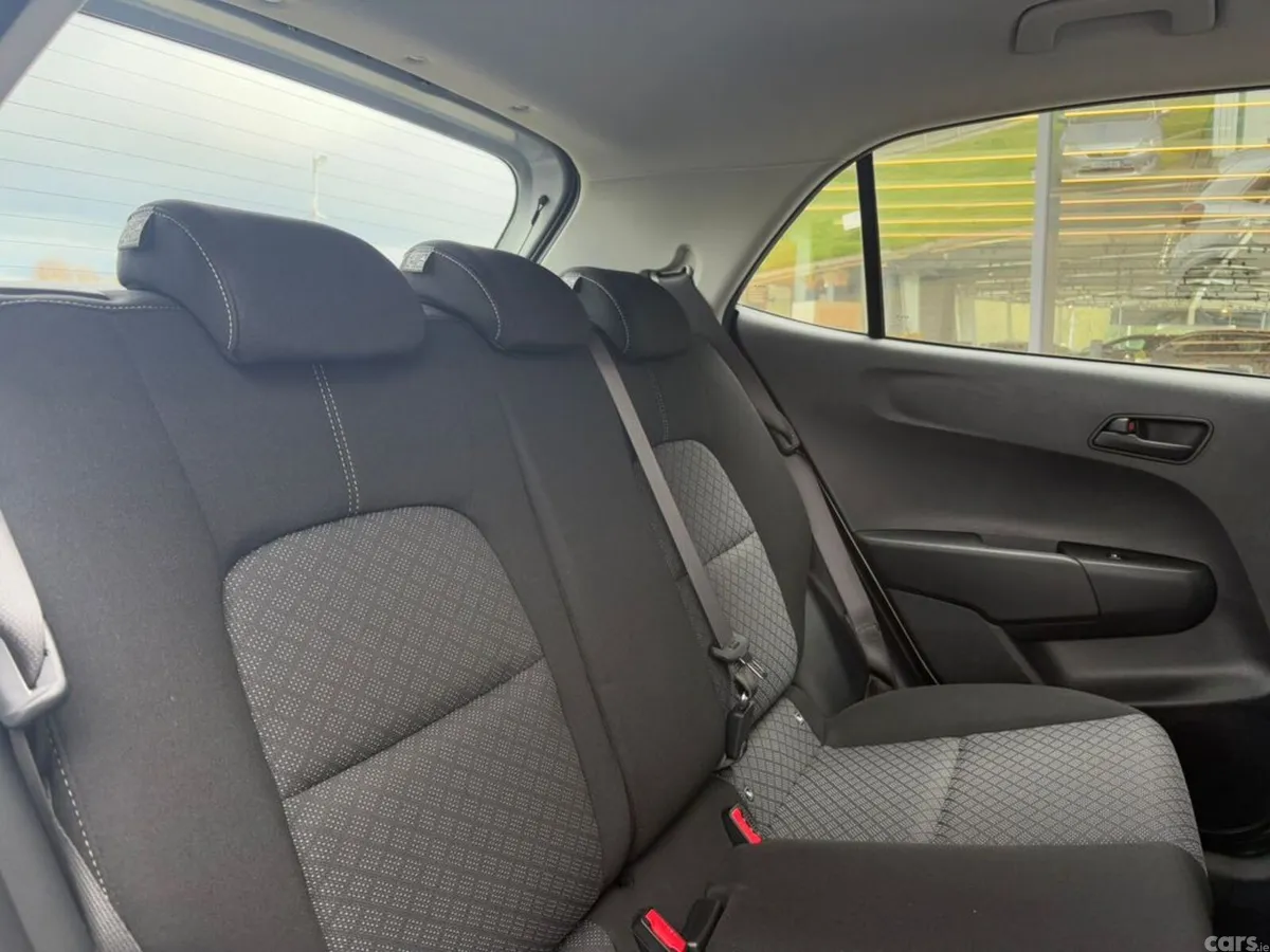 Kia Picanto Hatchback, Petrol, 2027, Silver
