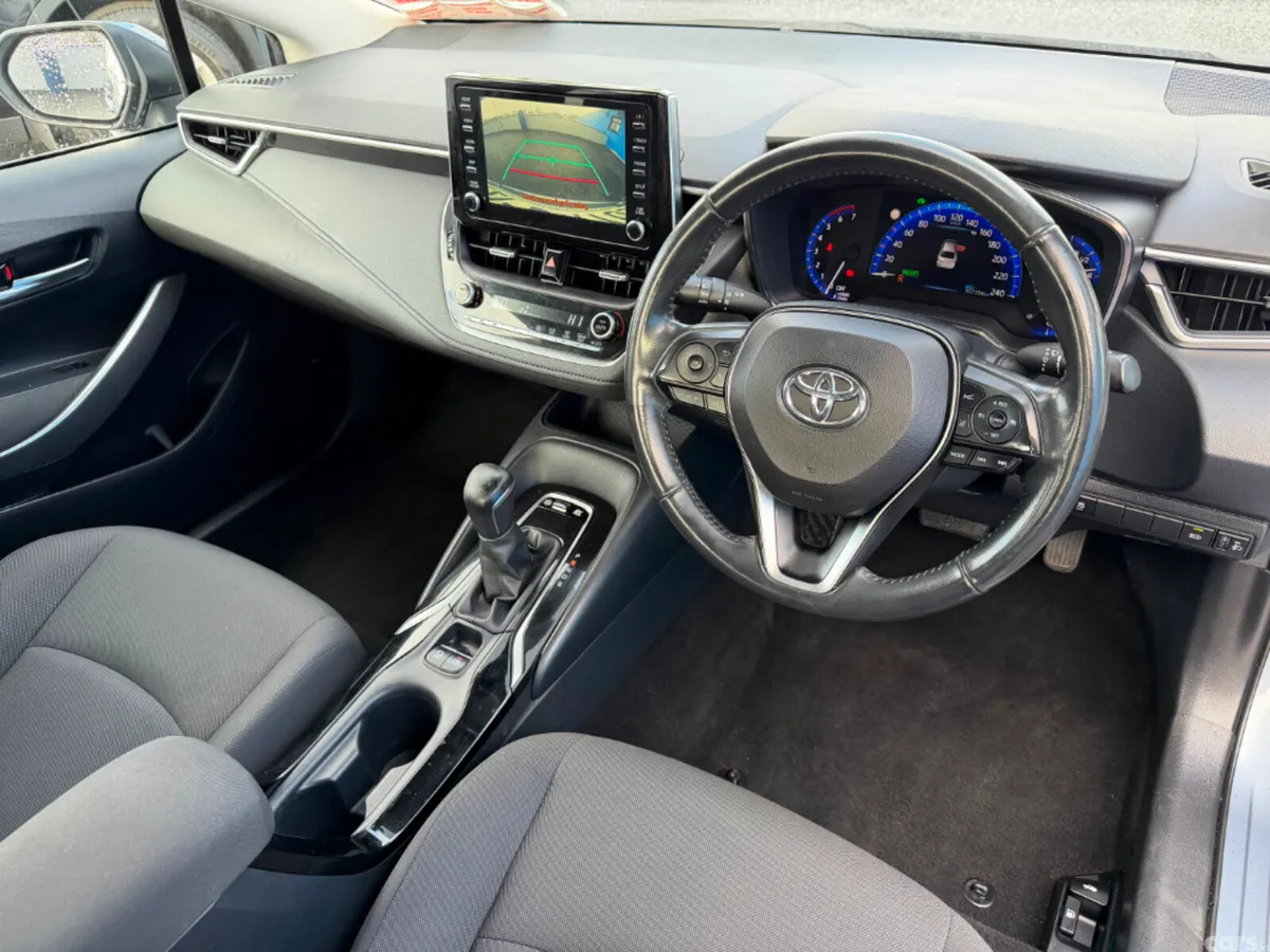 Toyota Corolla Saloon, Petrol Hybrid, 2022, Grey