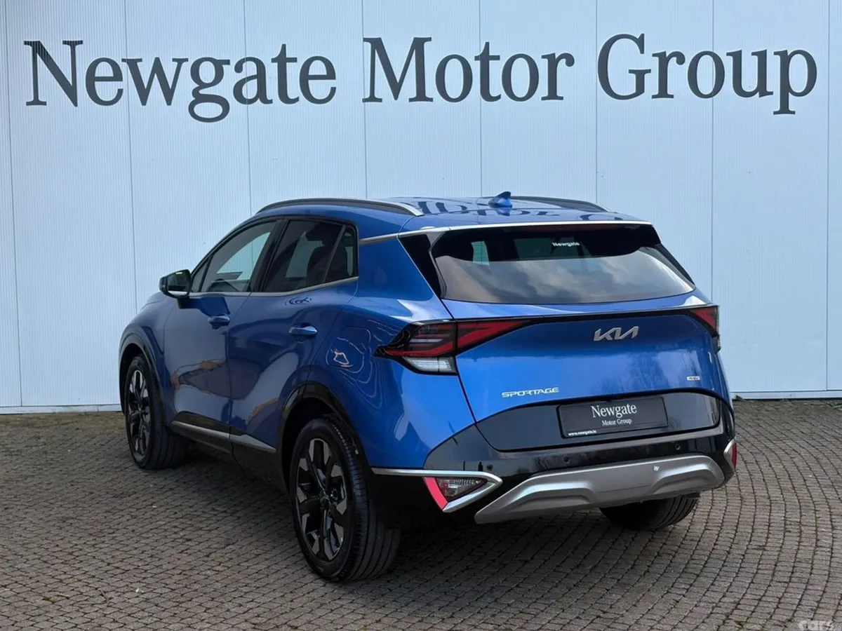 Kia Sportage SUV, Petrol Plug-in Hybrid, 2027, Blue