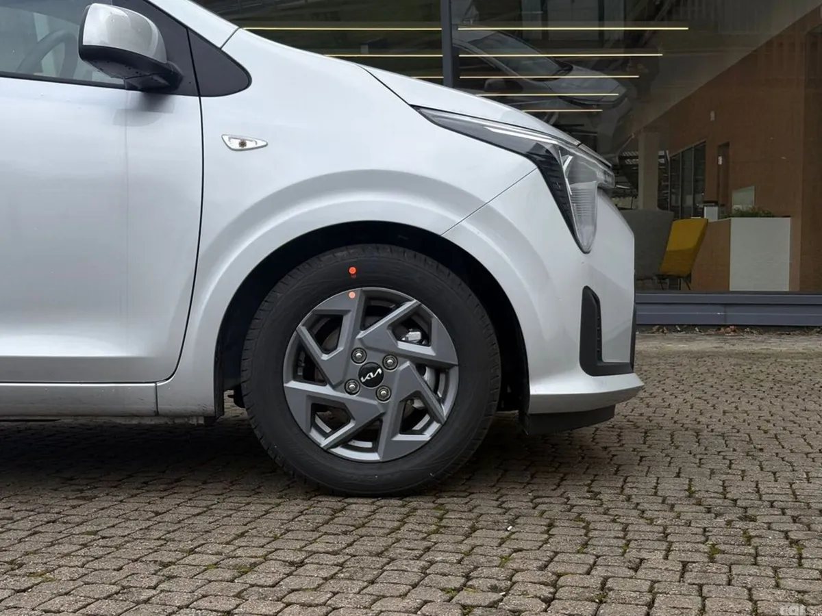 Kia Picanto Hatchback, Petrol, 2027, Silver
