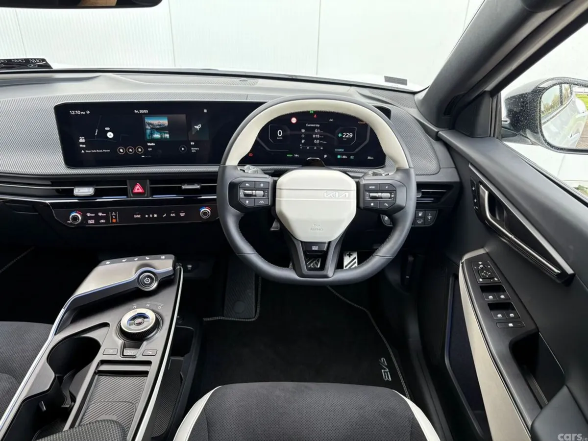 Kia EV6 Hatchback, Electric, 2027, White