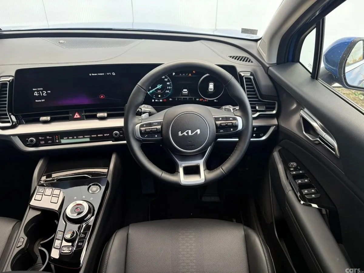 Kia Sportage SUV, Petrol Plug-in Hybrid, 2027, Blue