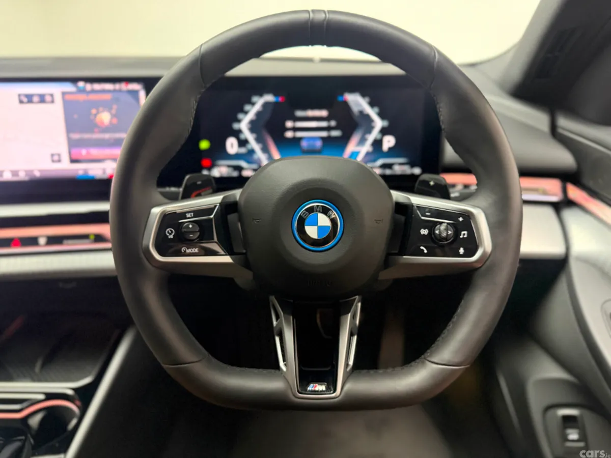 BMW 5-Series Saloon, Petrol Plug-in Hybrid, 2025, Blue