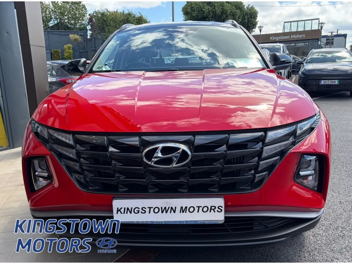 Hyundai Tucson MPV, Petrol Hybrid, 2024, Red