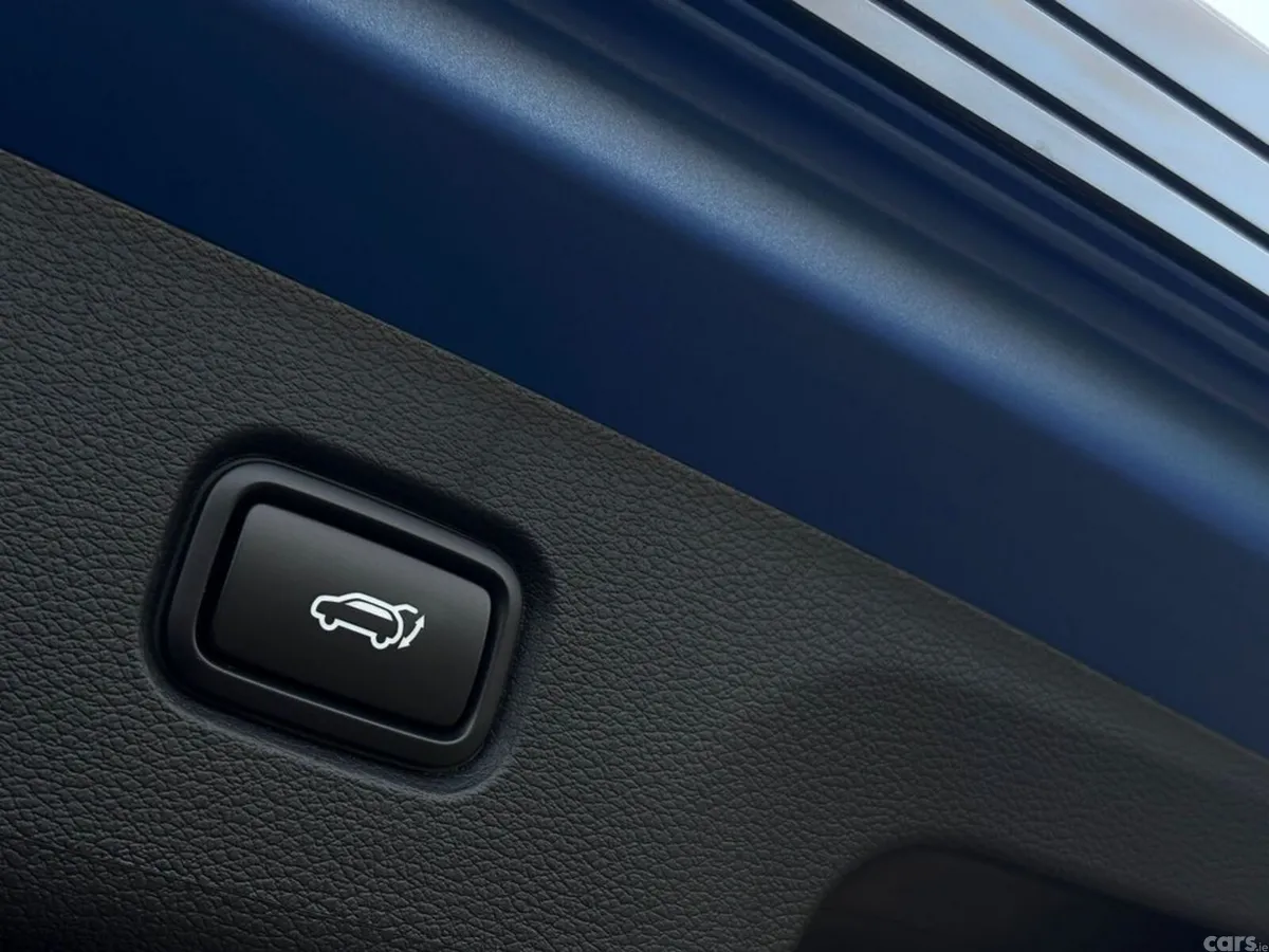 Kia Sportage SUV, Petrol Plug-in Hybrid, 2027, Blue