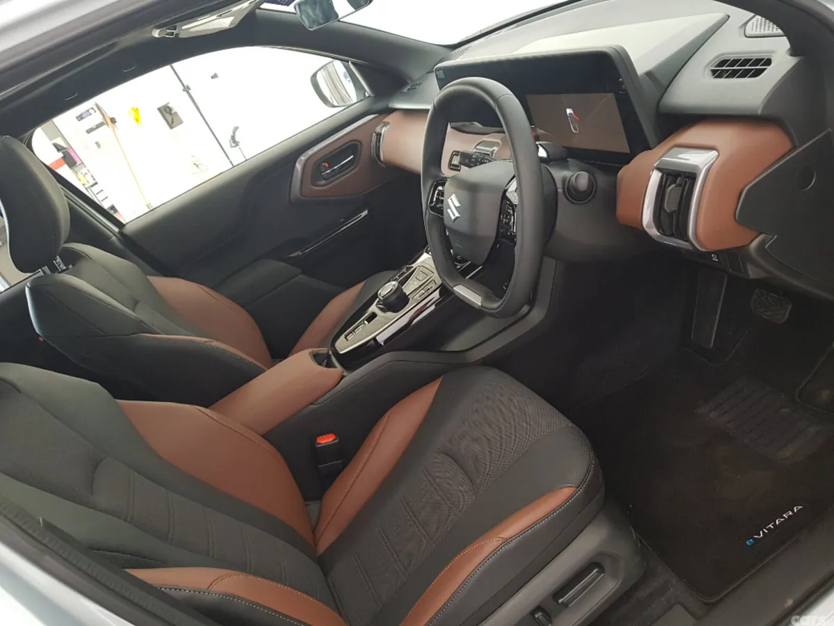 Suzuki Vitara SUV, Electric, 2026, Silver