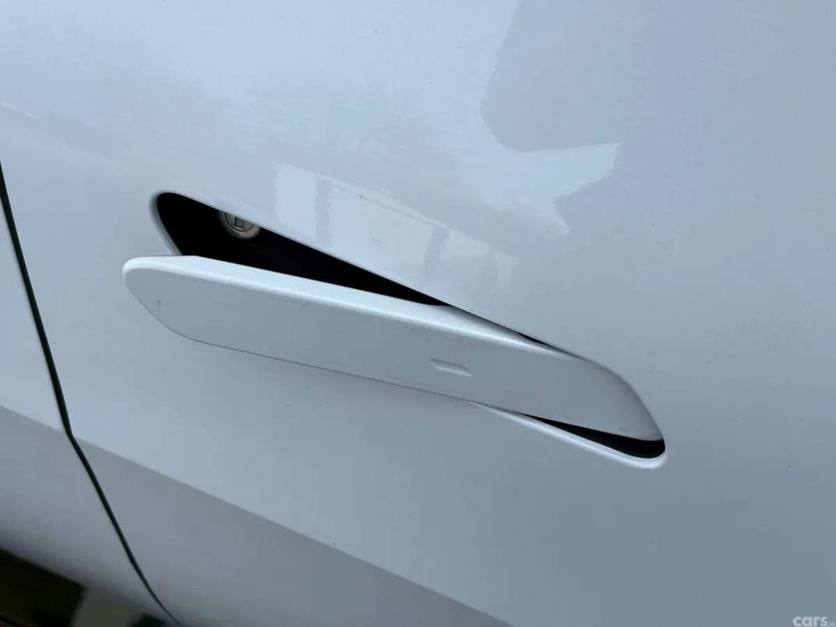 Kia EV6 Hatchback, Electric, 2027, White