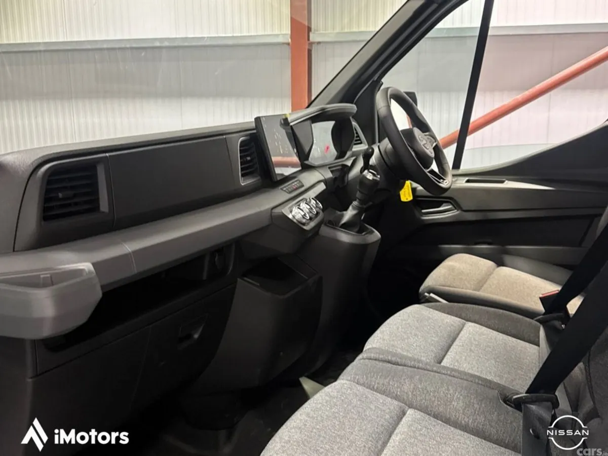 Nissan Interstar Van, Diesel, 2027, White