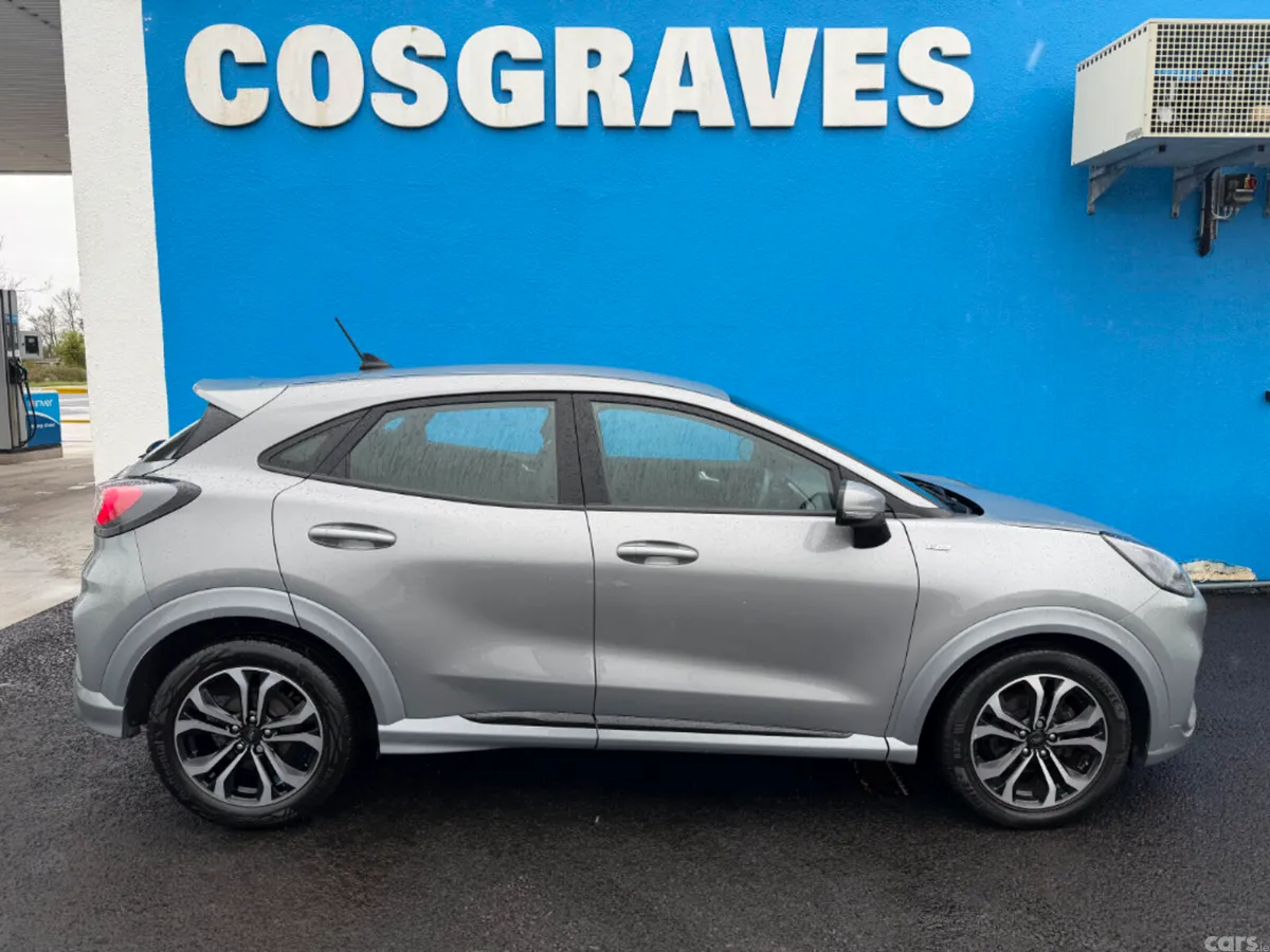 Ford Puma MPV, Petrol Hybrid, 2023, Grey