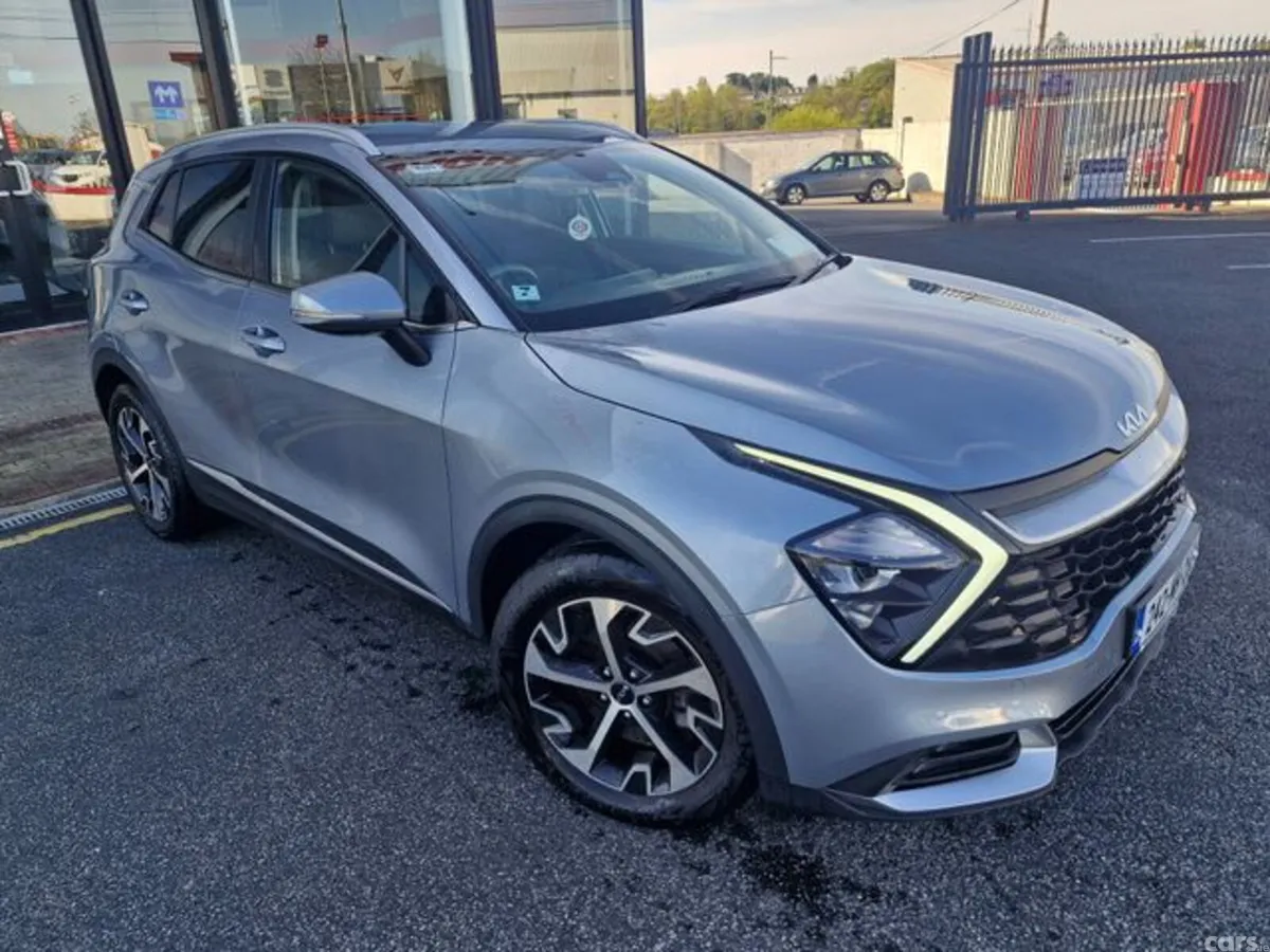 Kia Sportage MPV, Diesel, 2024, Grey