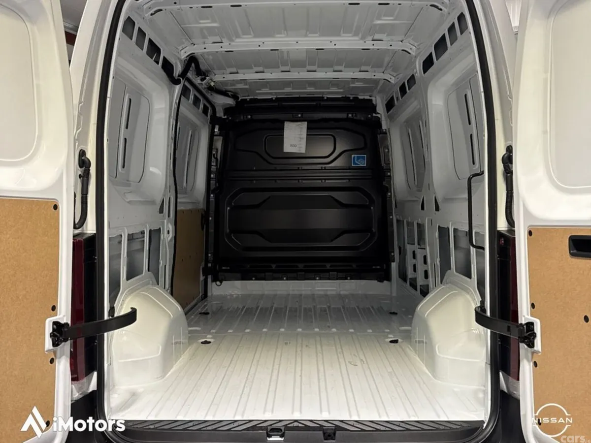 Nissan Interstar Van, Diesel, 2027, White