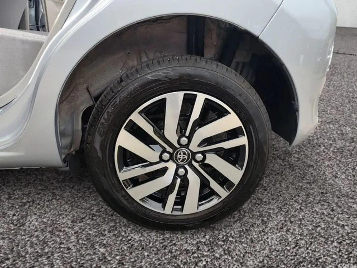 Toyota Passo Hatchback, Petrol, 2020, Silver