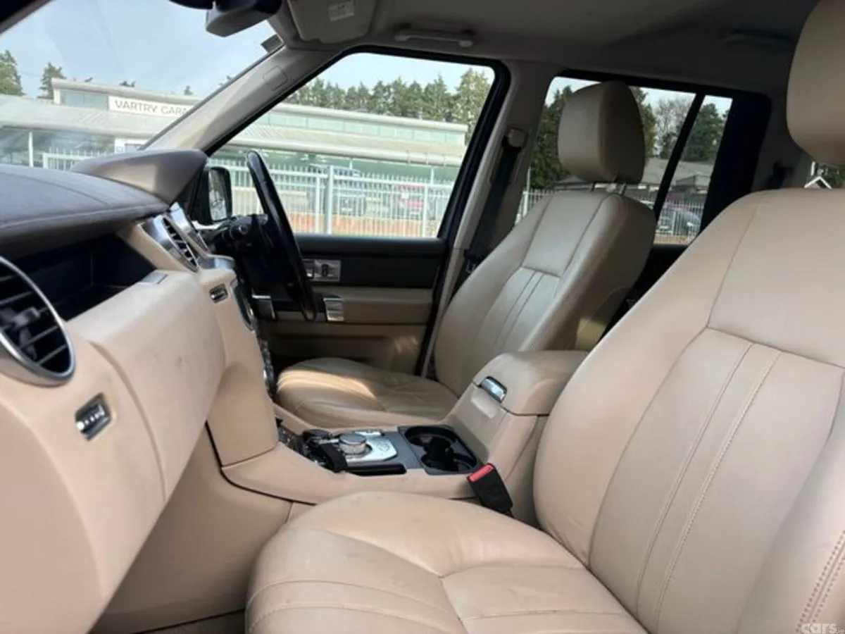 Land Rover Discovery SUV, Diesel, 2012, Black