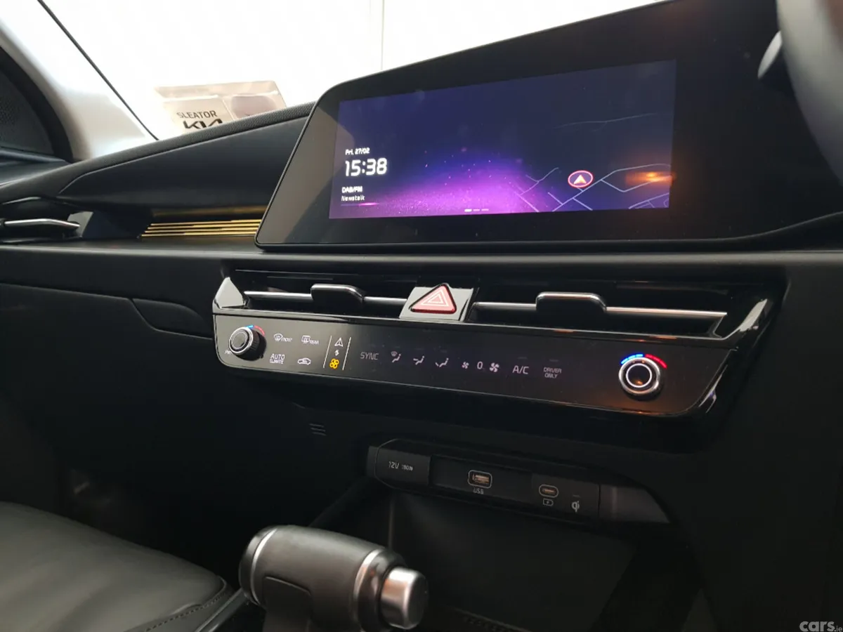 Kia Niro MPV, Petrol Plug-in Hybrid, 2023, Blue