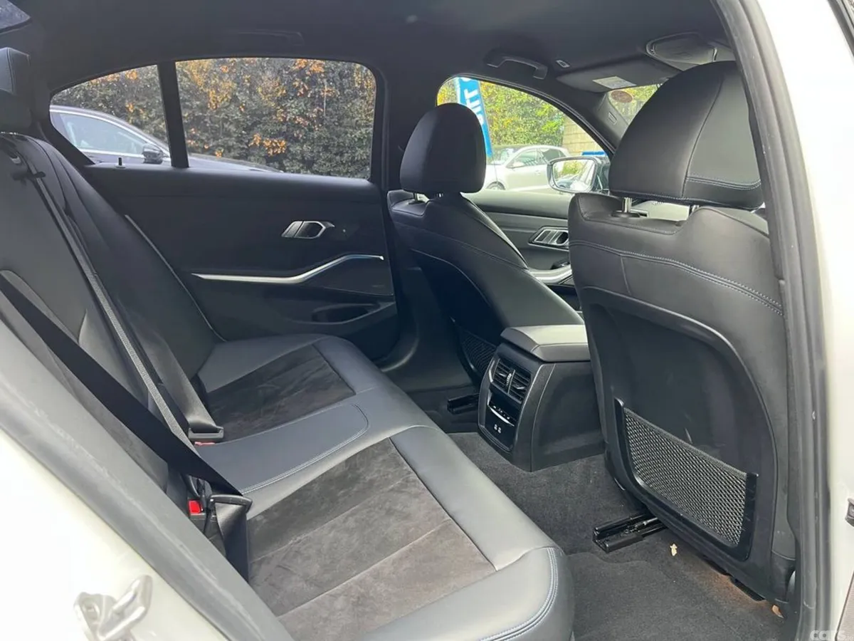 BMW 3-Series Saloon, Petrol Plug-in Hybrid, 2021, White