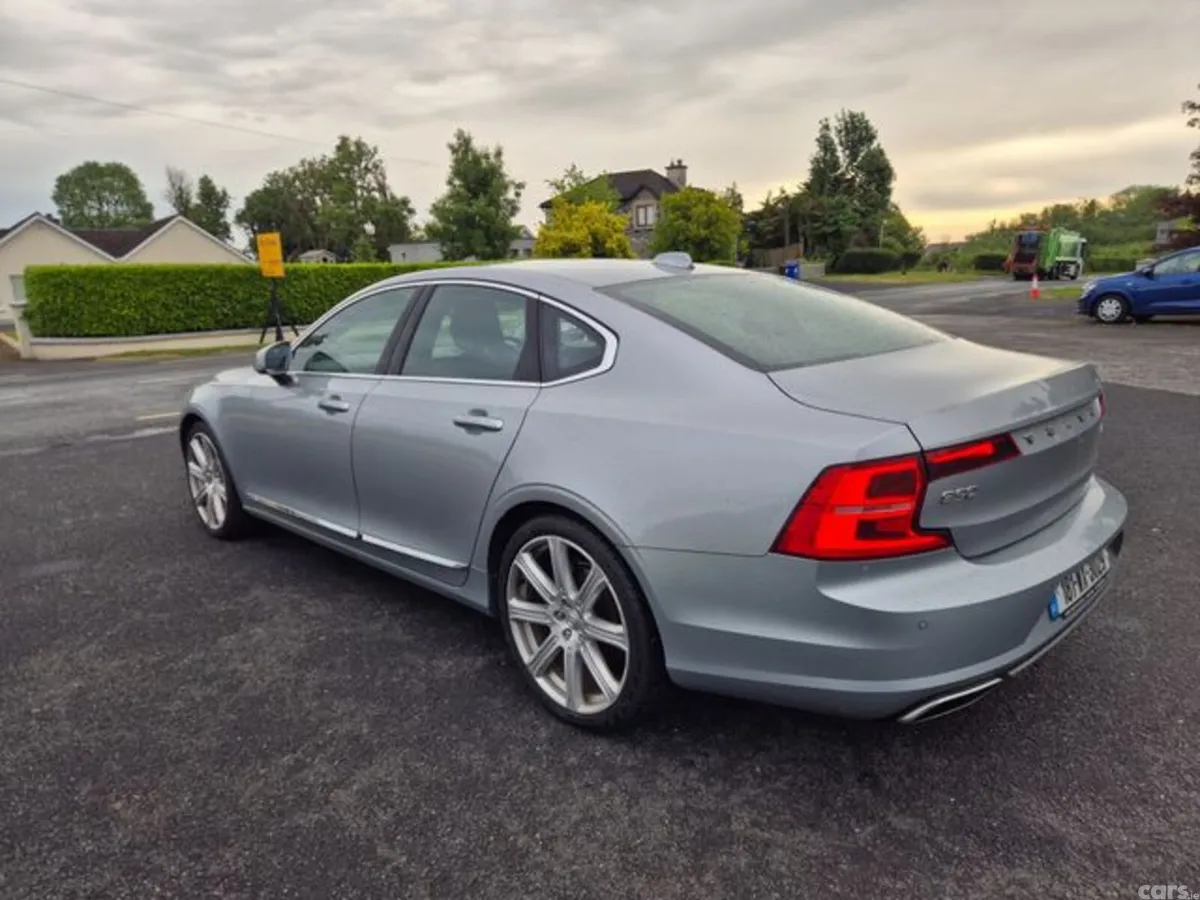 Volvo S90 Saloon, Diesel, 2018, Silver
