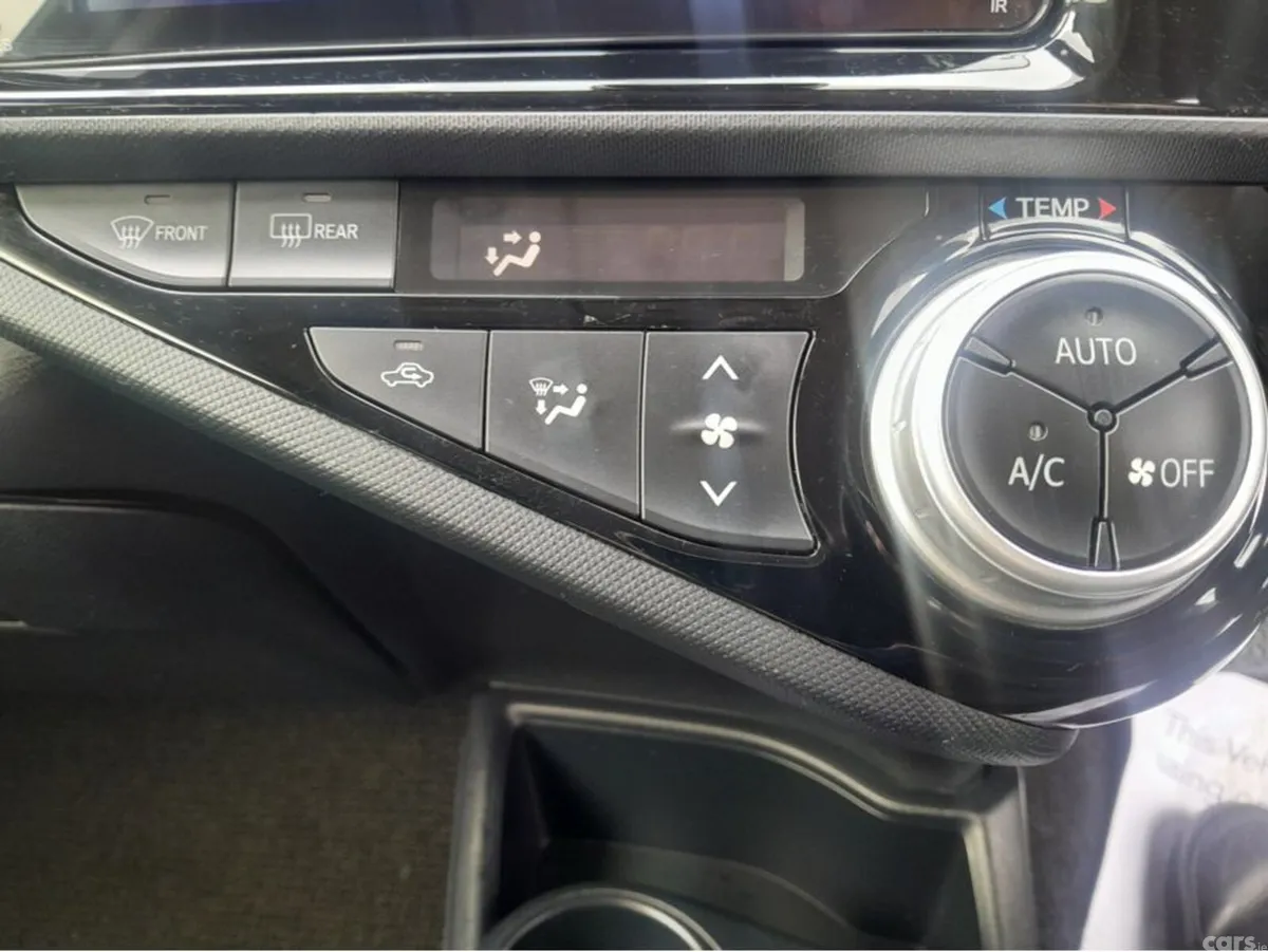Toyota Aqua Hatchback, Petrol Hybrid, 2017, Black