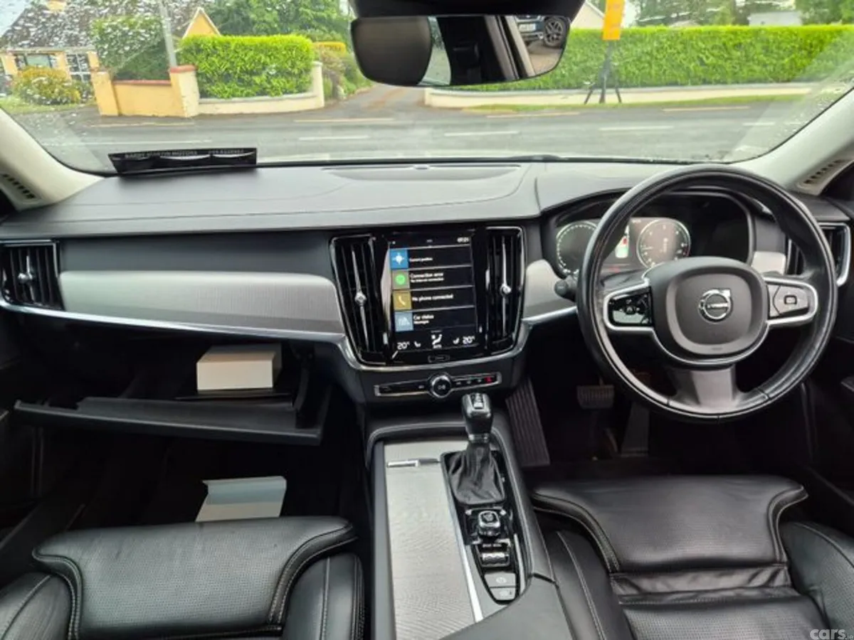 Volvo S90 Saloon, Diesel, 2018, Silver
