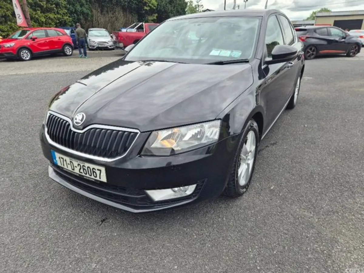 Skoda Octavia Hatchback, Diesel, 2017, Black