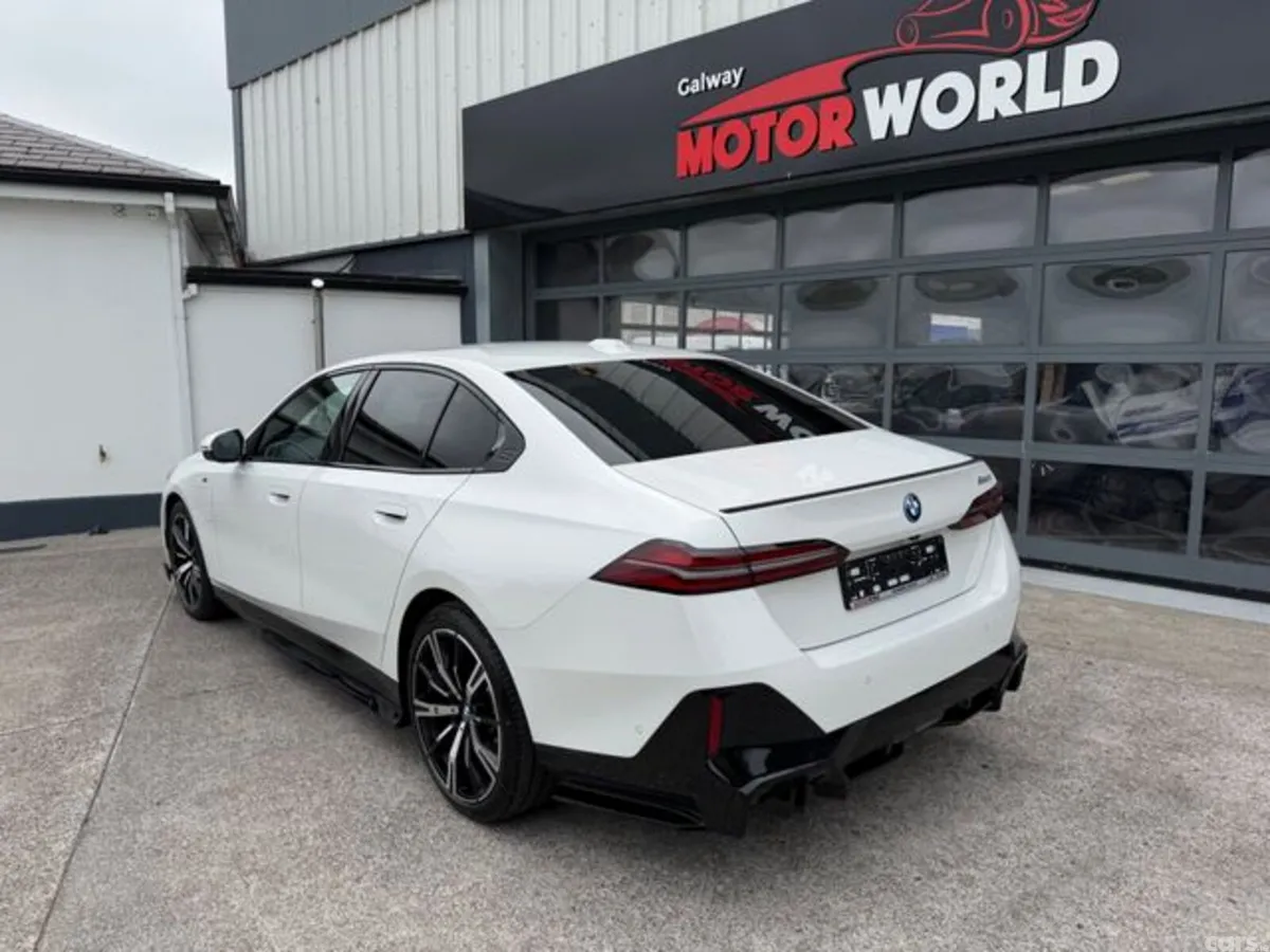 BMW 5-Series Saloon, Petrol Plug-in Hybrid, 2025, White