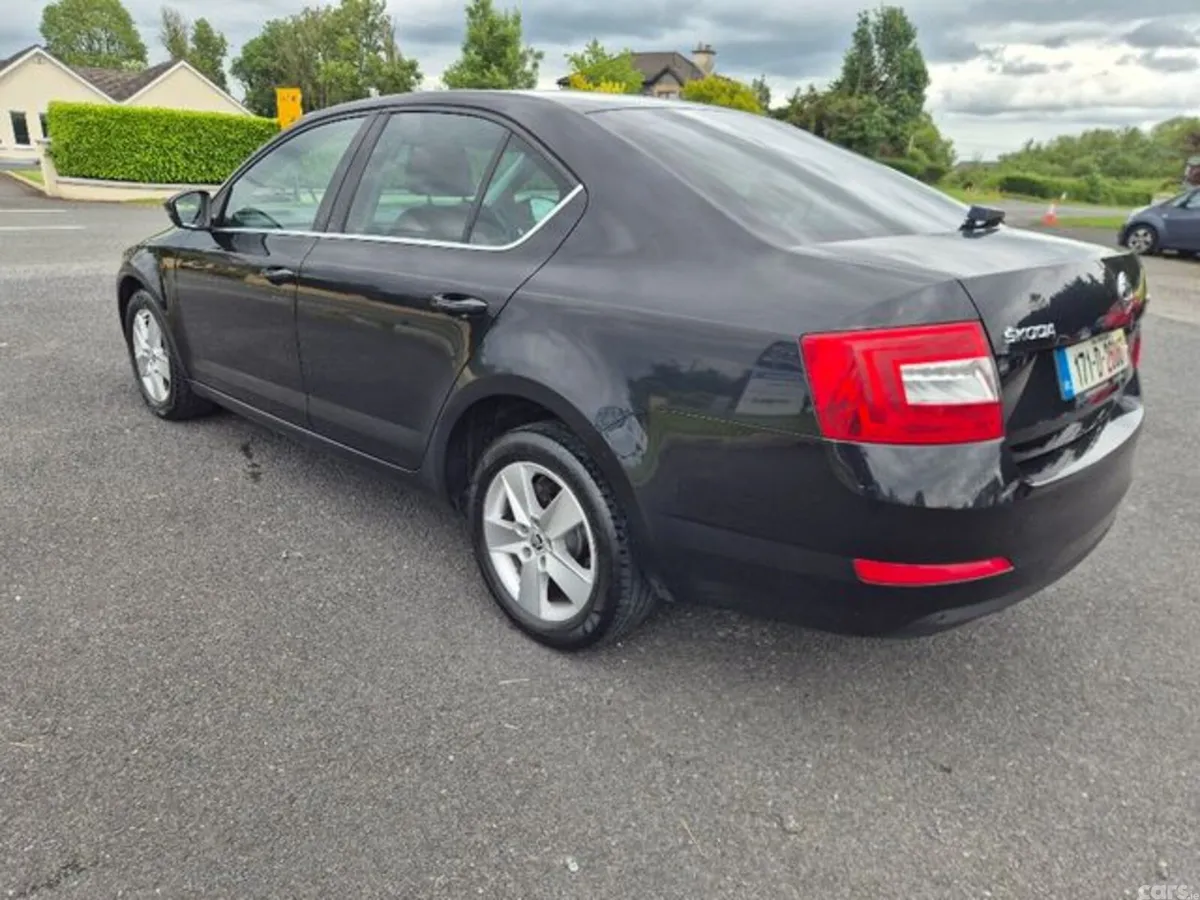 Skoda Octavia Hatchback, Diesel, 2017, Black