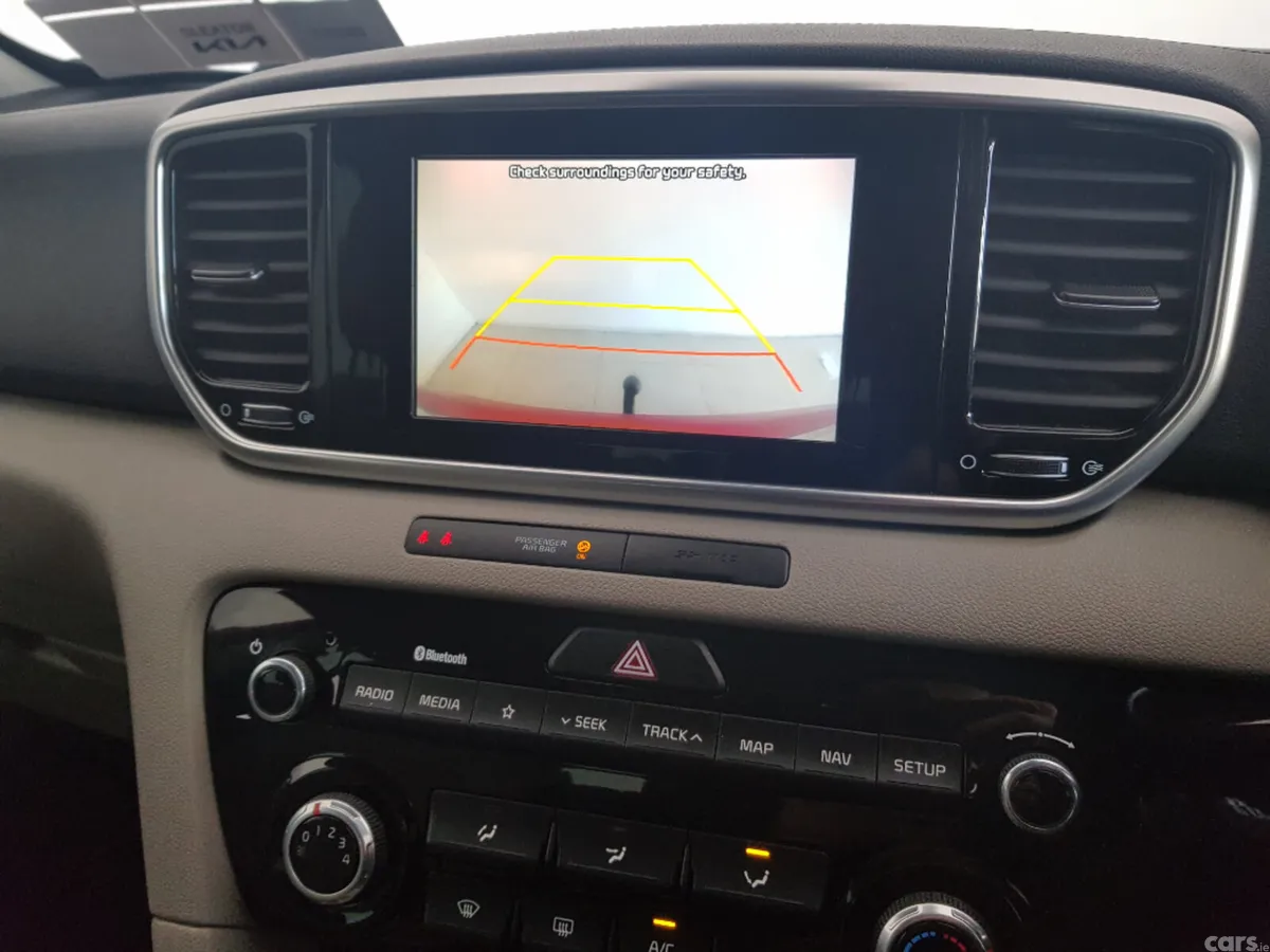 Kia Sportage MPV, Diesel, 2019, Red