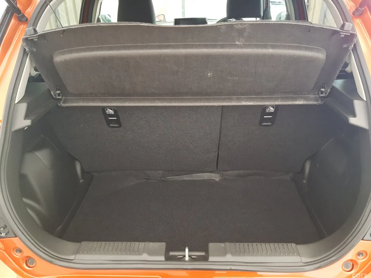 Suzuki Swift Hatchback, Petrol Hybrid, 2024, Orange