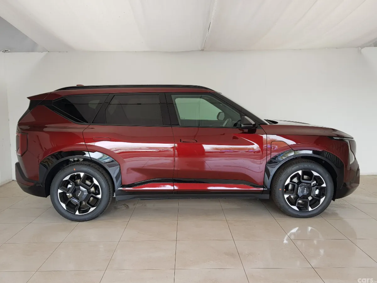 Kia EV5 SUV, Electric, 2026, Red